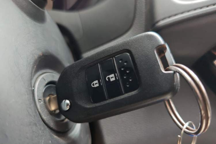Used Honda Vezel 2019 220 TURBO CVT Elite Edition China VI Vehicle Key