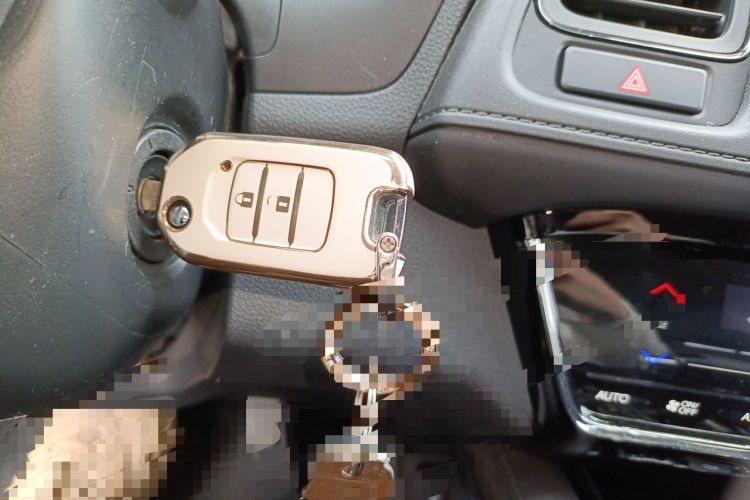 Used Honda Vezel 2019 220 TURBO CVT Elite Edition China VI Vehicle Key