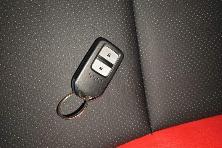 Used Honda Vezel 2019 1.5L CVT Luxury Model China VI Vehicle Key