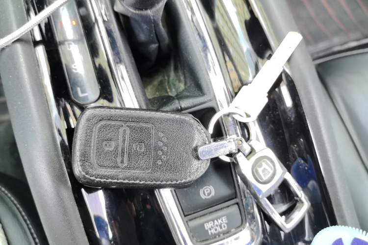 Used Honda Vezel 2019 220 TURBO CVT Luxury Edition China VI Vehicle Key