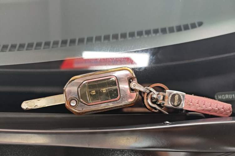 Used Honda Vezel 2019 220 TURBO CVT Luxury Edition China VI Vehicle Key