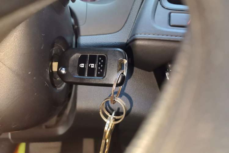 Used Honda Vezel 2019 220 TURBO CVT Elite Edition China VI Vehicle Key
