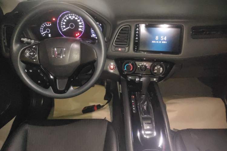 Used Honda Vezel 2020 1.5L CVT Luxury Edition Audio And AC Panel