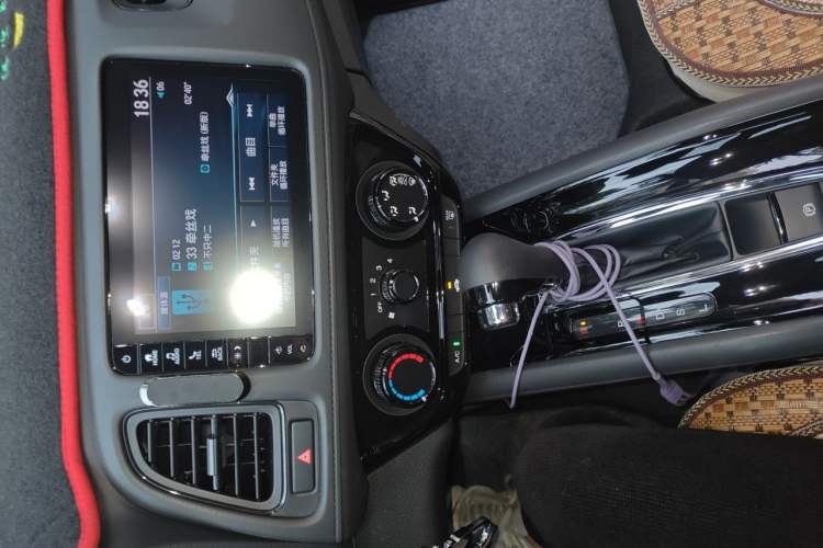 Used Honda Vezel 2020 1.5L CVT Pioneer Edition Audio And AC Panel