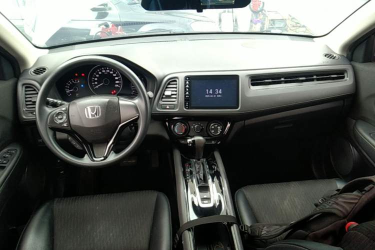 Used Honda Vezel 2020 1.5L CVT Pioneer Edition Center Console