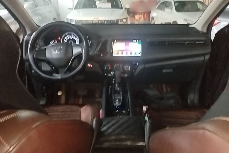 Used Honda Vezel 2020 1.5L CVT Elite Edition Center Console