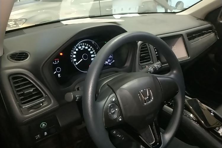 Used Honda Vezel 2020 1.5L CVT Pioneer Edition Center Console