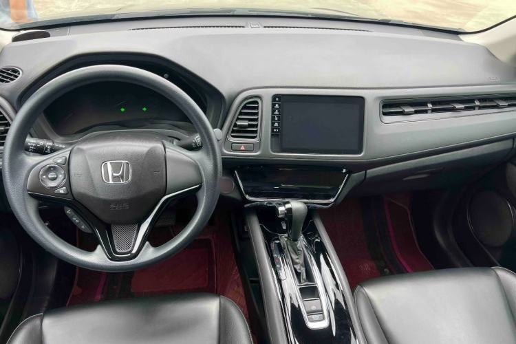Used Honda Vezel 2020 220 TURBO CVT Elite Edition Center Console