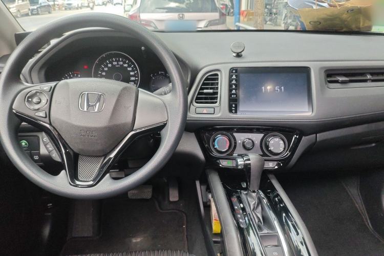 Used Honda Vezel 2020 1.5L CVT Pioneer Edition Center Console