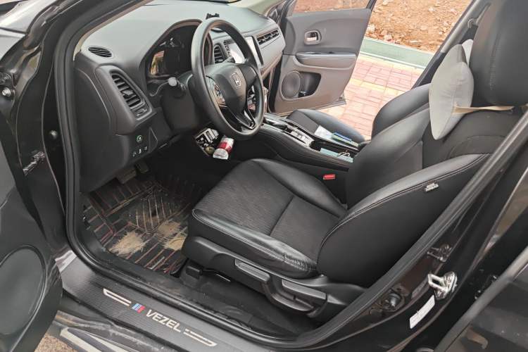 Used Honda Vezel 2020 1.5L CVT Pioneer Edition Driver Seat