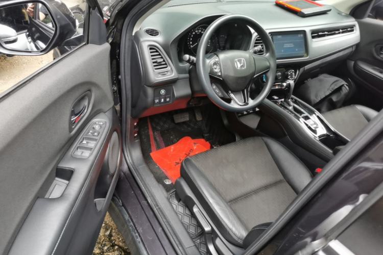 Used Honda Vezel 2020 1.5L CVT Pioneer Edition Driver Seat