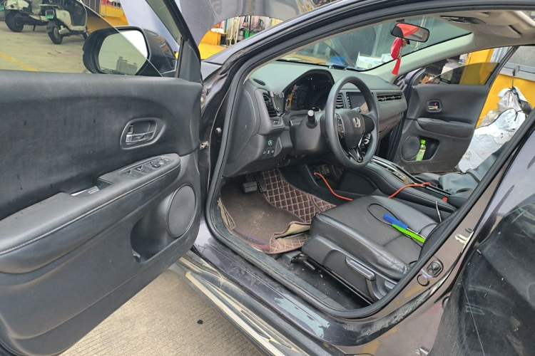 Used Honda Vezel 2020 1.5L CVT Pioneer Edition Driver Seat