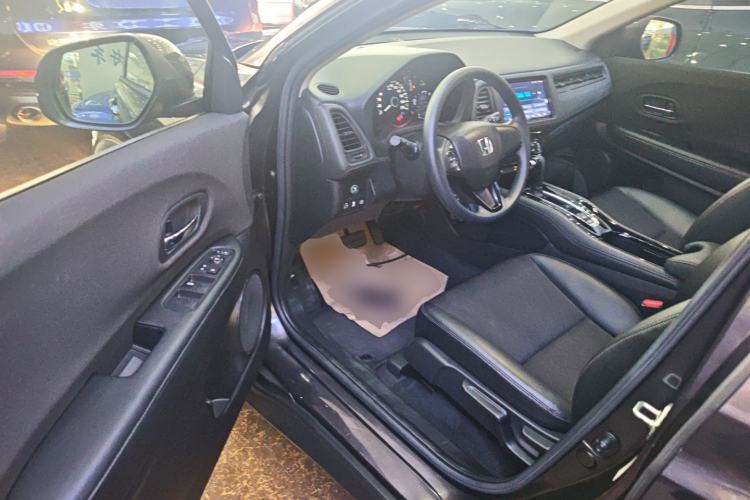 Used Honda Vezel 2020 1.5L CVT Pioneer Edition Driver Seat