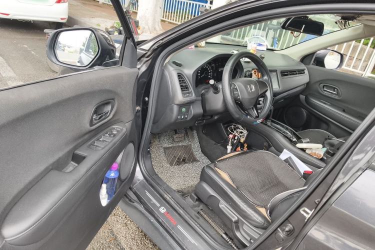 Used Honda Vezel 2020 1.5L CVT Pioneer Edition Driver Seat