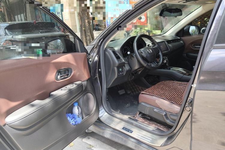 Used Honda Vezel 2020 1.5L CVT Pioneer Edition Driver Seat