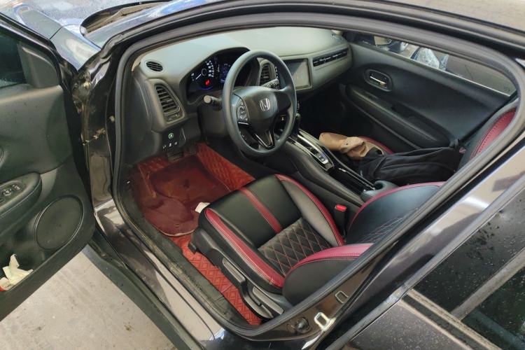Used Honda Vezel 2020 1.5L CVT Pioneer Edition Driver Seat