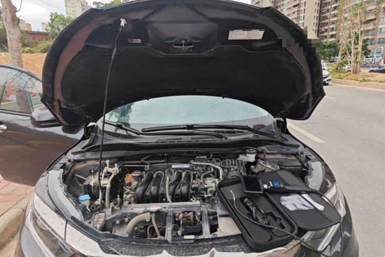 Used Honda Vezel 2020 1.5L CVT Pioneer Edition Engine Bay