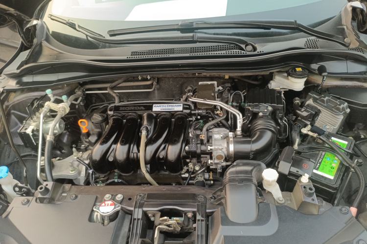 Used Honda Vezel 2020 1.5L CVT Pioneer Edition Engine Bay