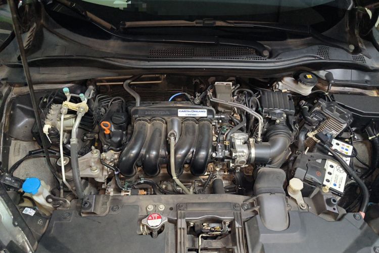 Used Honda Vezel 2020 1.5L CVT Pioneer Edition Engine Bay