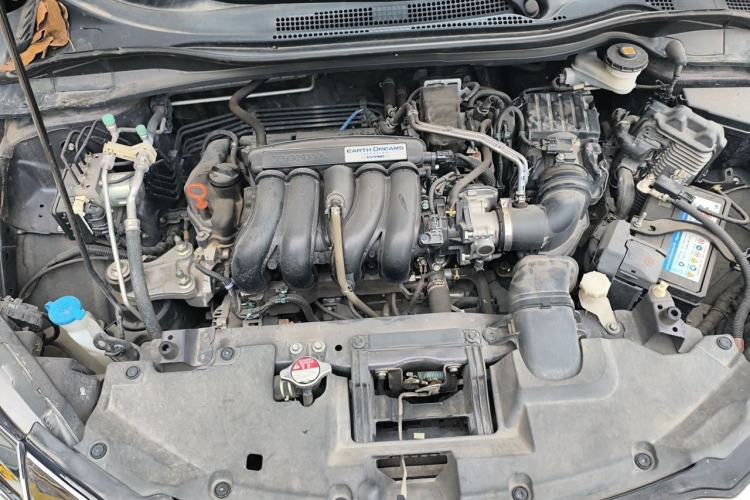 Used Honda Vezel 2020 1.5L CVT Pioneer Edition Engine Bay