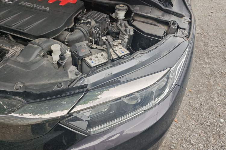 Used Honda Vezel 2020 1.5L CVT Pioneer Edition Engine Bay Left