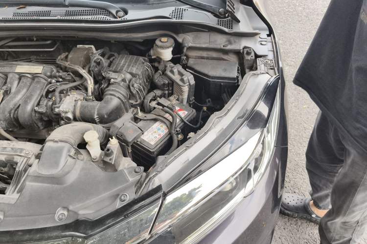 Used Honda Vezel 2020 1.5L CVT Pioneer Edition Engine Bay Left