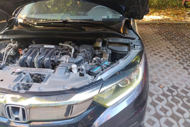 Used Honda Vezel 2020 1.5L CVT Pioneer Edition Engine Bay Left