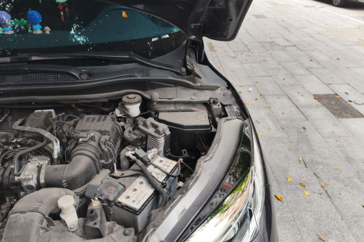 Used Honda Vezel 2020 1.5L CVT Pioneer Edition Engine Bay Left
