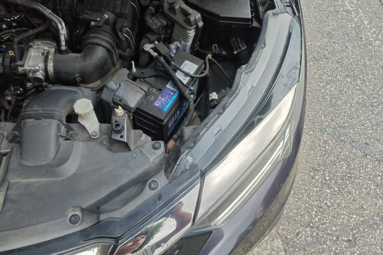 Used Honda Vezel 2020 1.5L CVT Pioneer Edition Engine Bay Left