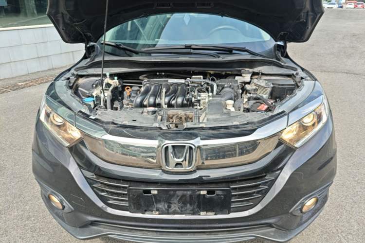 Used Honda Vezel 2020 1.5L CVT Elite Edition Engine Bay