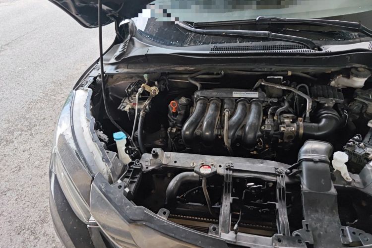 Used Honda Vezel 2020 1.5L CVT Elite Edition Engine Bay Right
