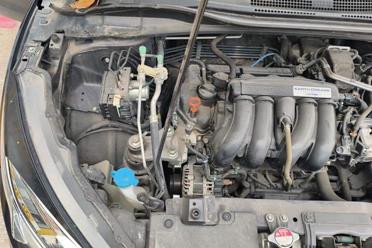 Used Honda Vezel 2020 1.5L CVT Pioneer Edition Engine Bay Right