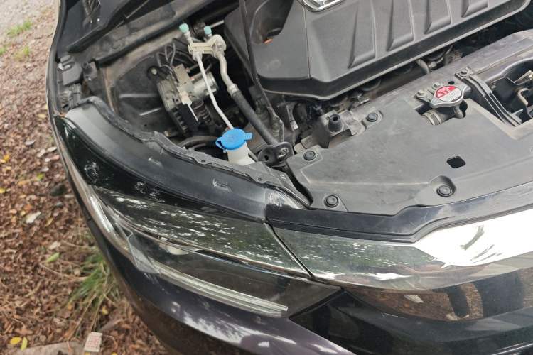 Used Honda Vezel 2020 1.5L CVT Pioneer Edition Engine Bay Right