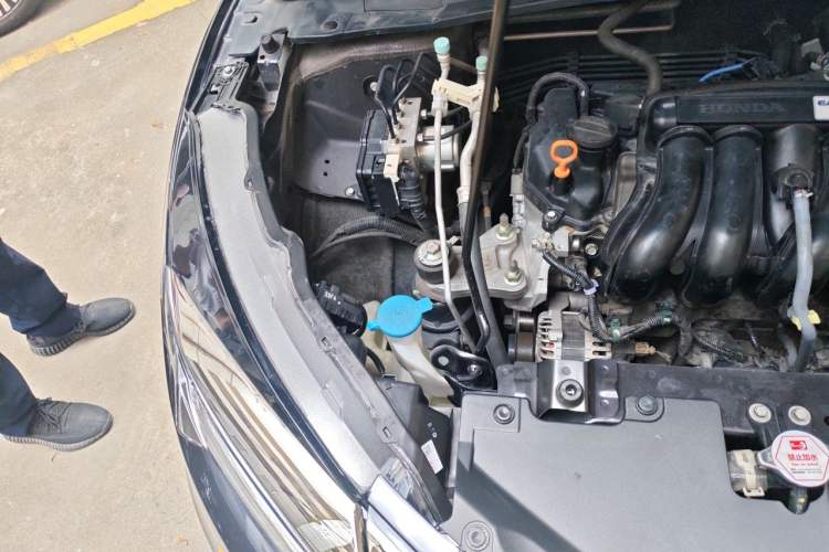 Used Honda Vezel 2020 1.5L CVT Pioneer Edition Engine Bay Right