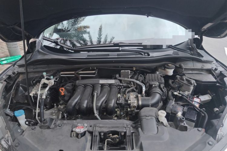 Used Honda Vezel 2020 1.5L CVT Pioneer Edition Engine Bay
