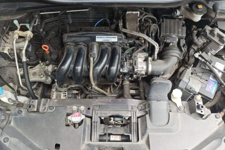 Used Honda Vezel 2020 1.5L CVT Pioneer Edition Engine Bay