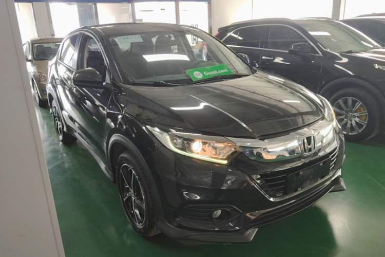 Used Honda Vezel 2020 1.5L CVT Pioneer Edition Exterior 1