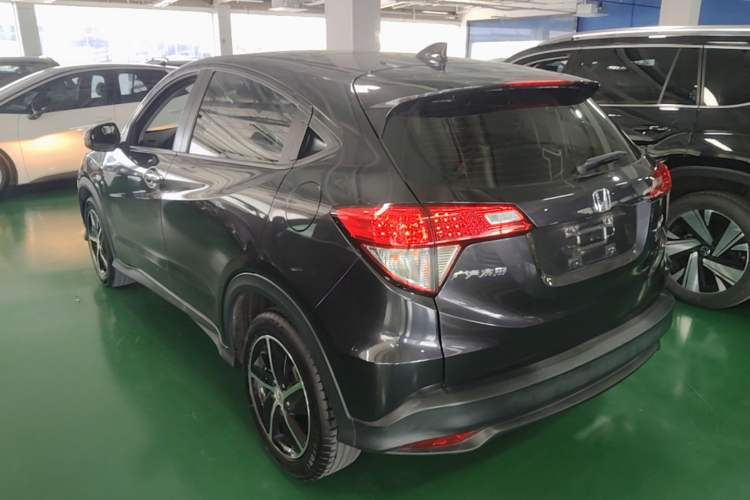 Used Honda Vezel 2020 1.5L CVT Pioneer Edition Exterior 2