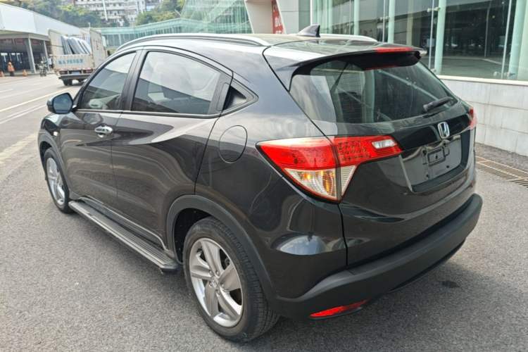 Used Honda Vezel 2020 1.5L CVT Elite Edition Exterior 2