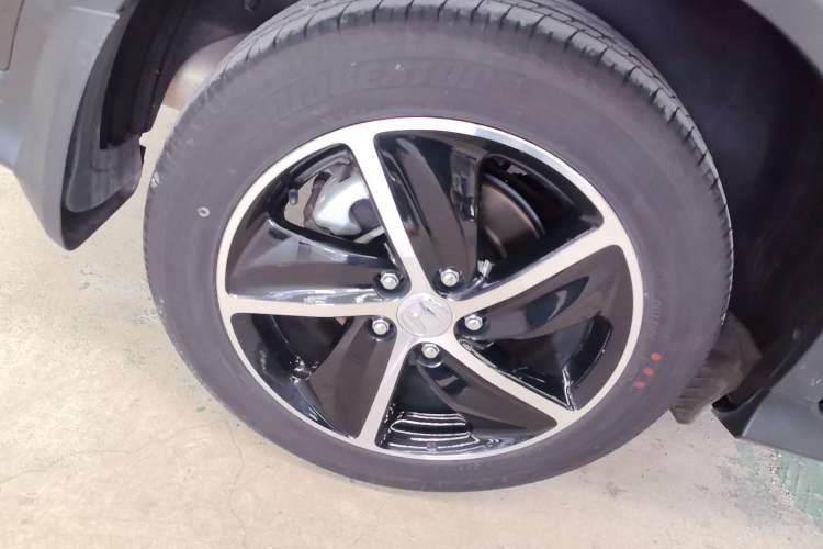 Used Honda Vezel 2020 1.5L CVT Luxury Edition Exterior 3