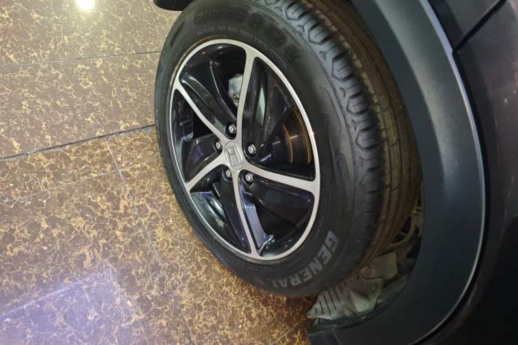 Used Honda Vezel 2020 1.5L CVT Pioneer Edition Exterior 5