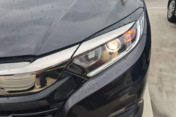 Used Honda Vezel 2020 1.5L CVT Pioneer Edition Exterior 6