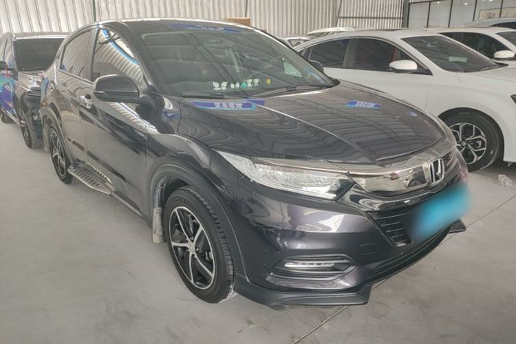 Used Honda Vezel 2020 1.5L CVT Luxury Edition Front Right 45 Deg