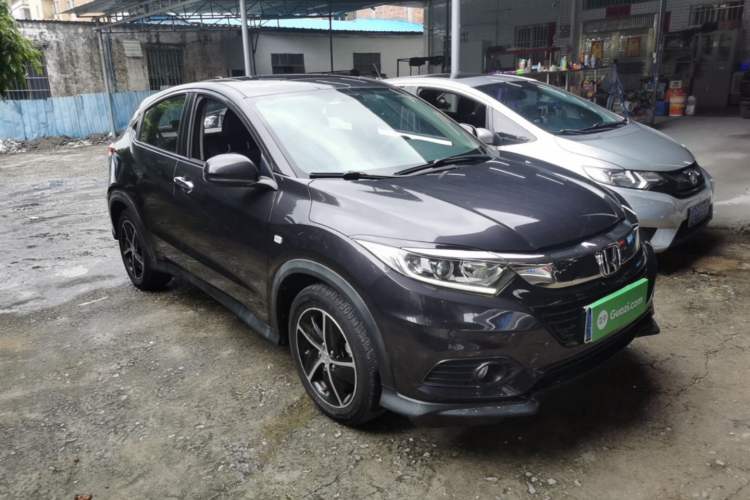 Used Honda Vezel 2020 1.5L CVT Pioneer Edition Front Right 45 Deg
