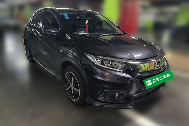 Used Honda Vezel 2020 1.5L CVT Pioneer Edition Front Right 45 Deg
