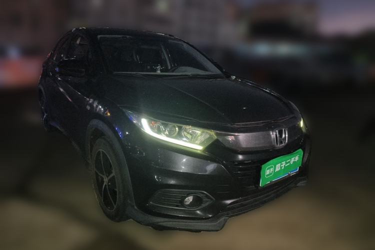 Used Honda Vezel 2020 1.5L CVT Pioneer Edition Front Right 45 Deg
