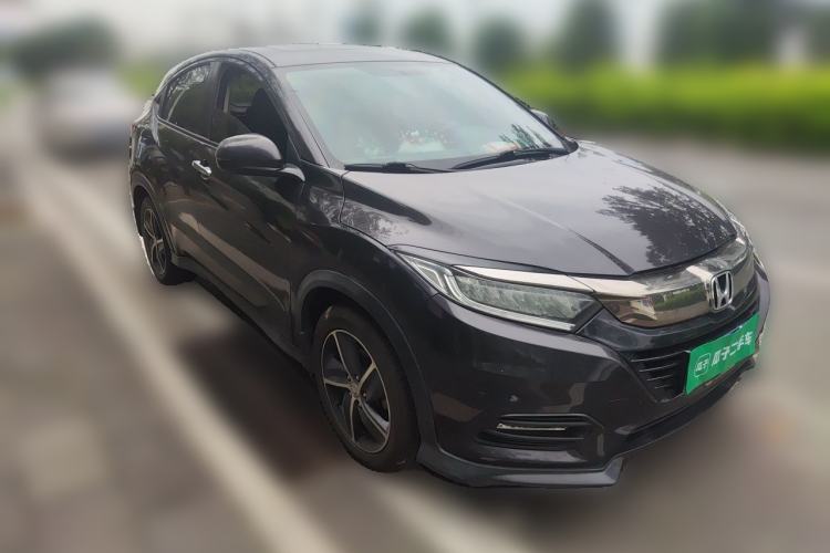 Used Honda Vezel 2020 1.5L CVT Pioneer Edition Front Right 45 Deg