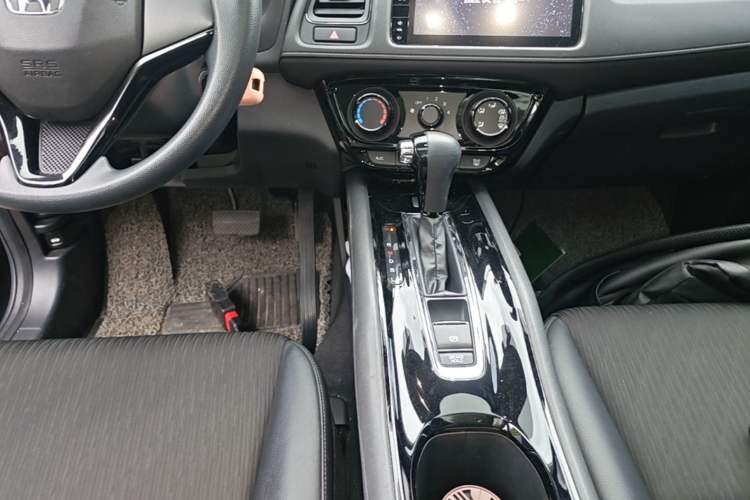 Used Honda Vezel 2020 1.5L CVT Pioneer Edition Gear Lever