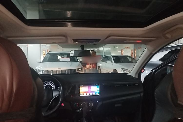 Used Honda Vezel 2020 1.5L CVT Elite Edition Headliner