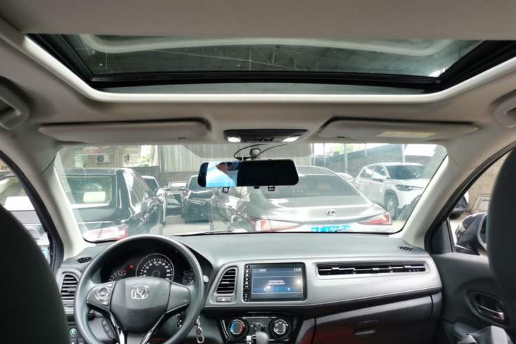 Used Honda Vezel 2020 1.5L CVT Pioneer Edition Headliner